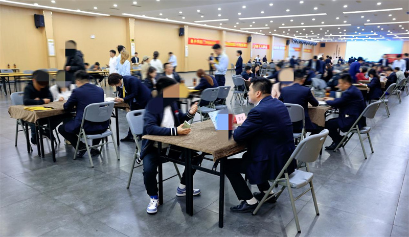 新茶飲行業(yè)春和景明，甜啦啦4月招商會(huì)再創(chuàng)佳績！