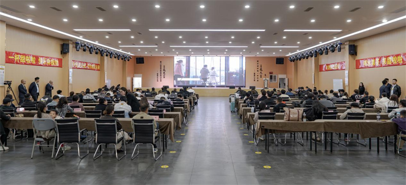 甜啦啦四月月度飲品推介會圓滿舉辦，共創(chuàng)茶飲加盟新機(jī)遇